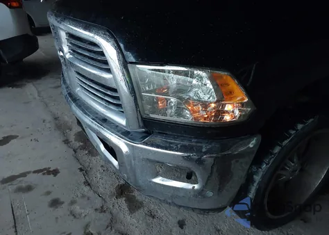 2014 Ram 1500 Lone Star z USA, uszkodzony, nr VIN 1C6RR6LT5ES113595